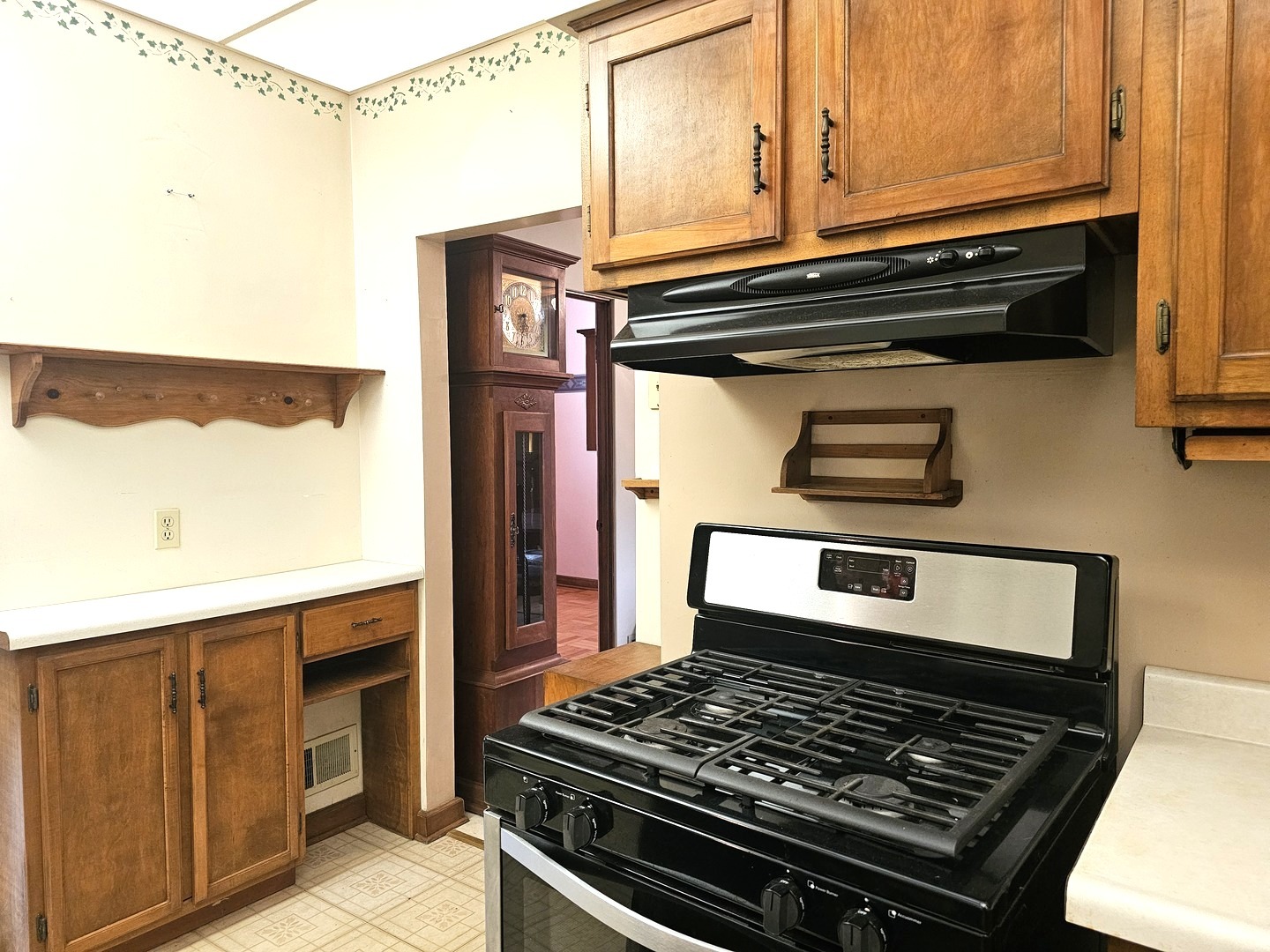 34th image of 14 12 156th St, Calumet City, IL 60409 | MLS# 12701422