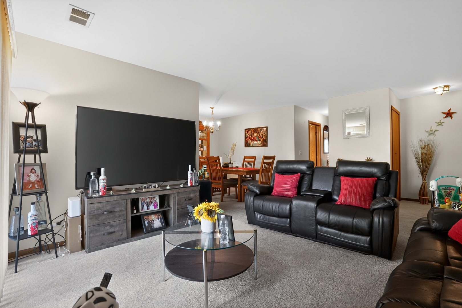Homes for sale in Schaumburg, IL | 2434 Charleston Dr #3, Schaumburg, IL 60193 | MLS# 12701566