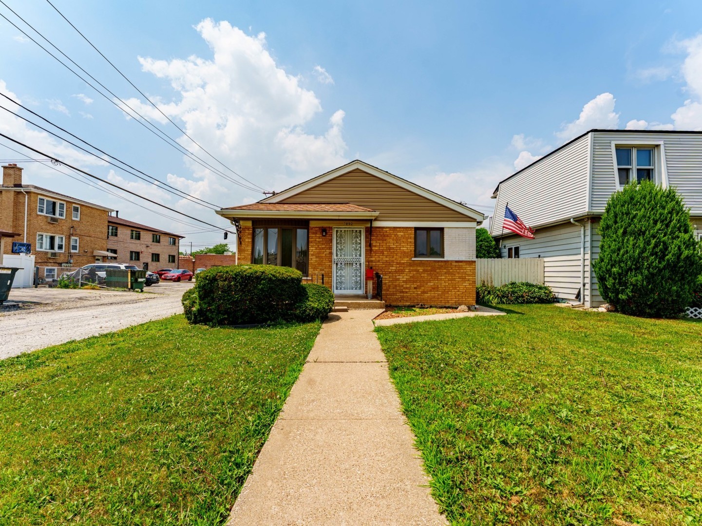 1st image of 7852 Neenah Ave, Burbank, IL 60459 | MLS# 12701765