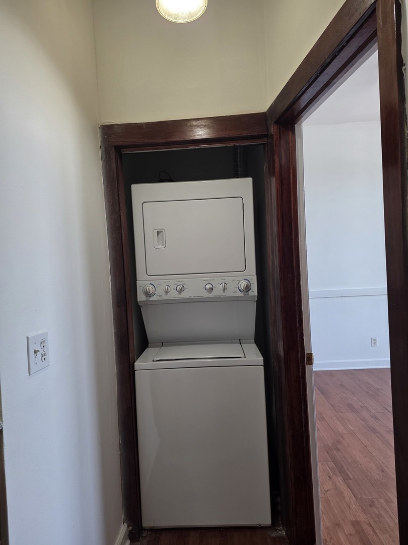 2nd image of 7320 Madison St, Forest Park, IL 60130