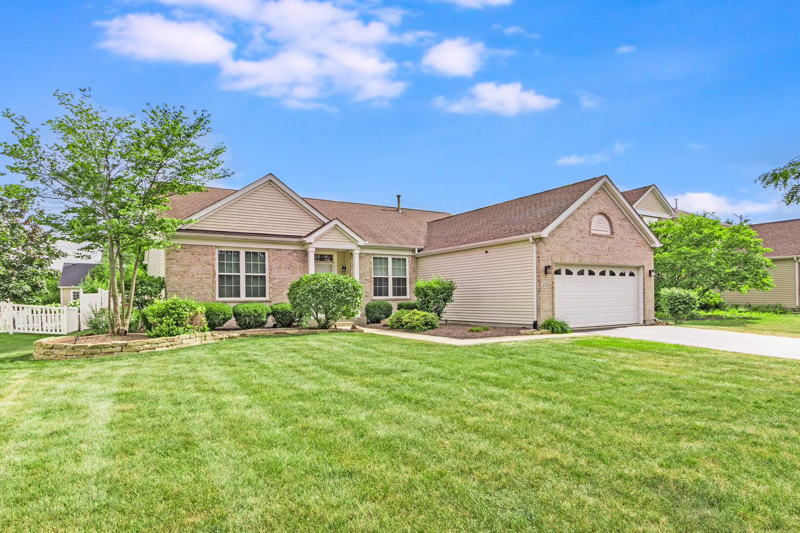 2nd image of 1715 Wintercrest Ct, Shorewood, IL 60404 | MLS# 12701970