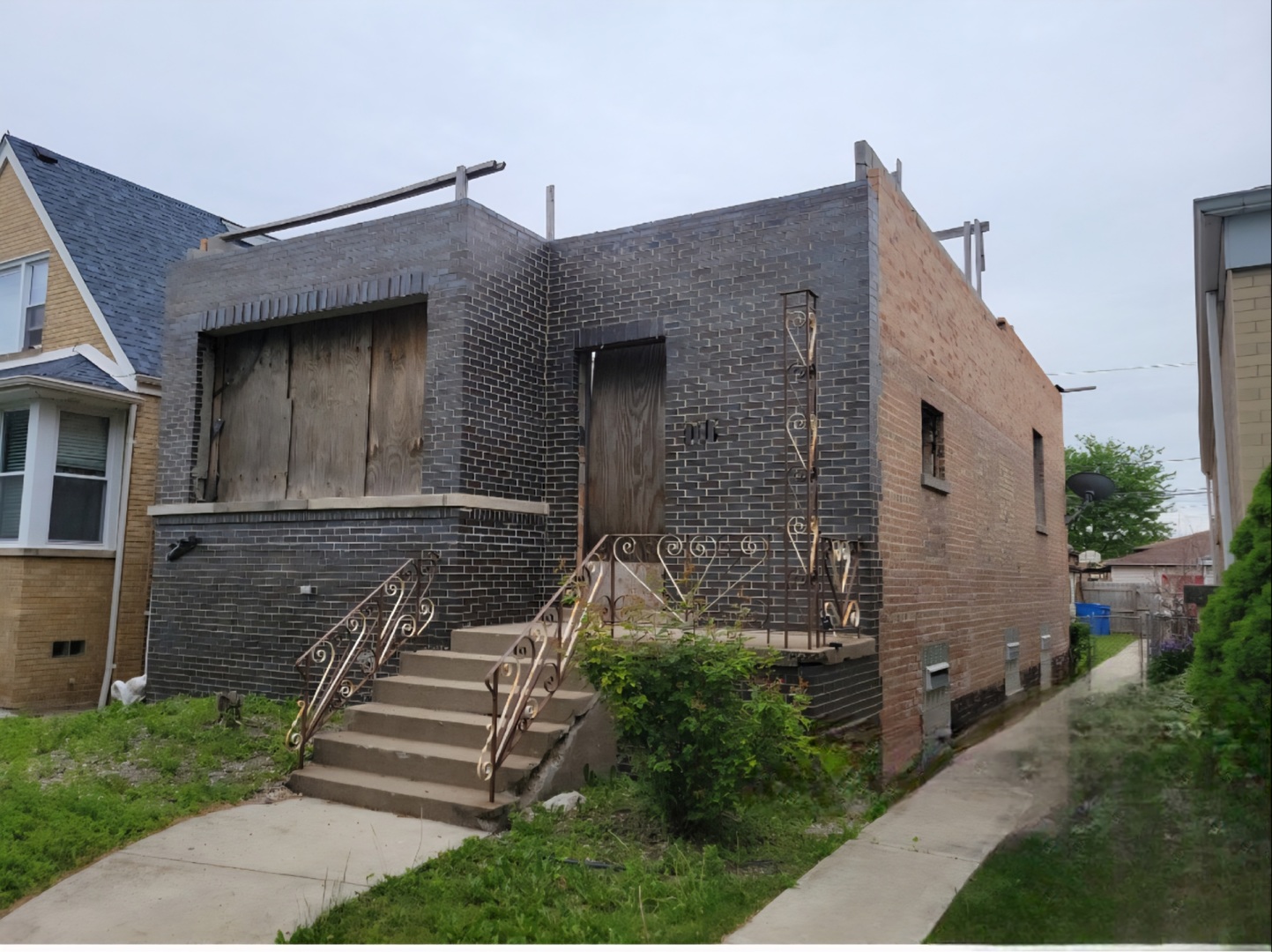 Homes for sale in Chicago, IL | 4637 S Kilpatrick Ave, Chicago, IL 60632 | MLS# 12702103
