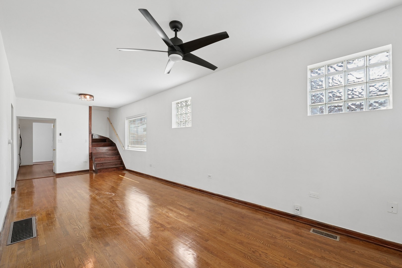 5th image of 6521 S Saint Lawrence Ave, Chicago, IL 60637 | MLS# 12702142