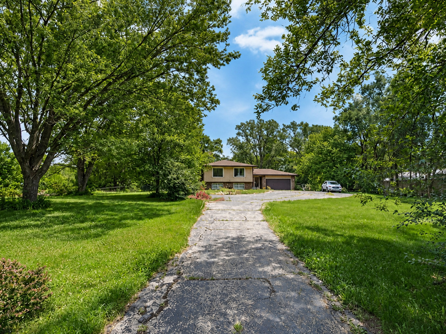 2nd image of 3914 Raycraft Rd, Woodstock, IL 60098 | MLS# 12702310