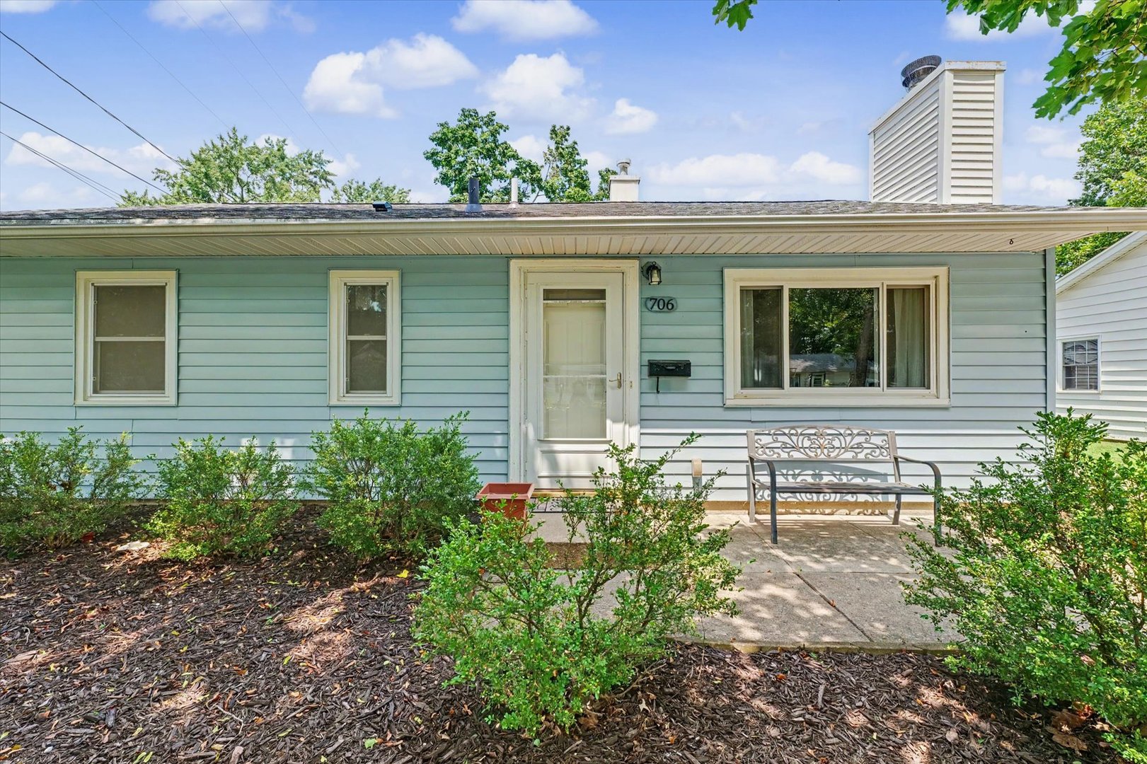 3rd image of 706 E Michigan Ave, Urbana, IL 61801 | MLS# 12702515