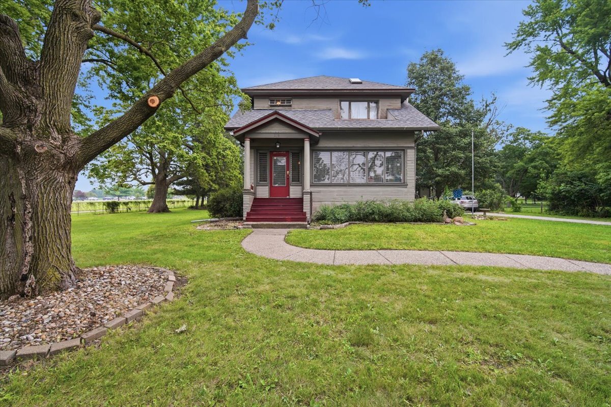 Homes for sale in Gridley, IL | 312 W 5th St, Gridley, IL 61744 | MLS# 12702694