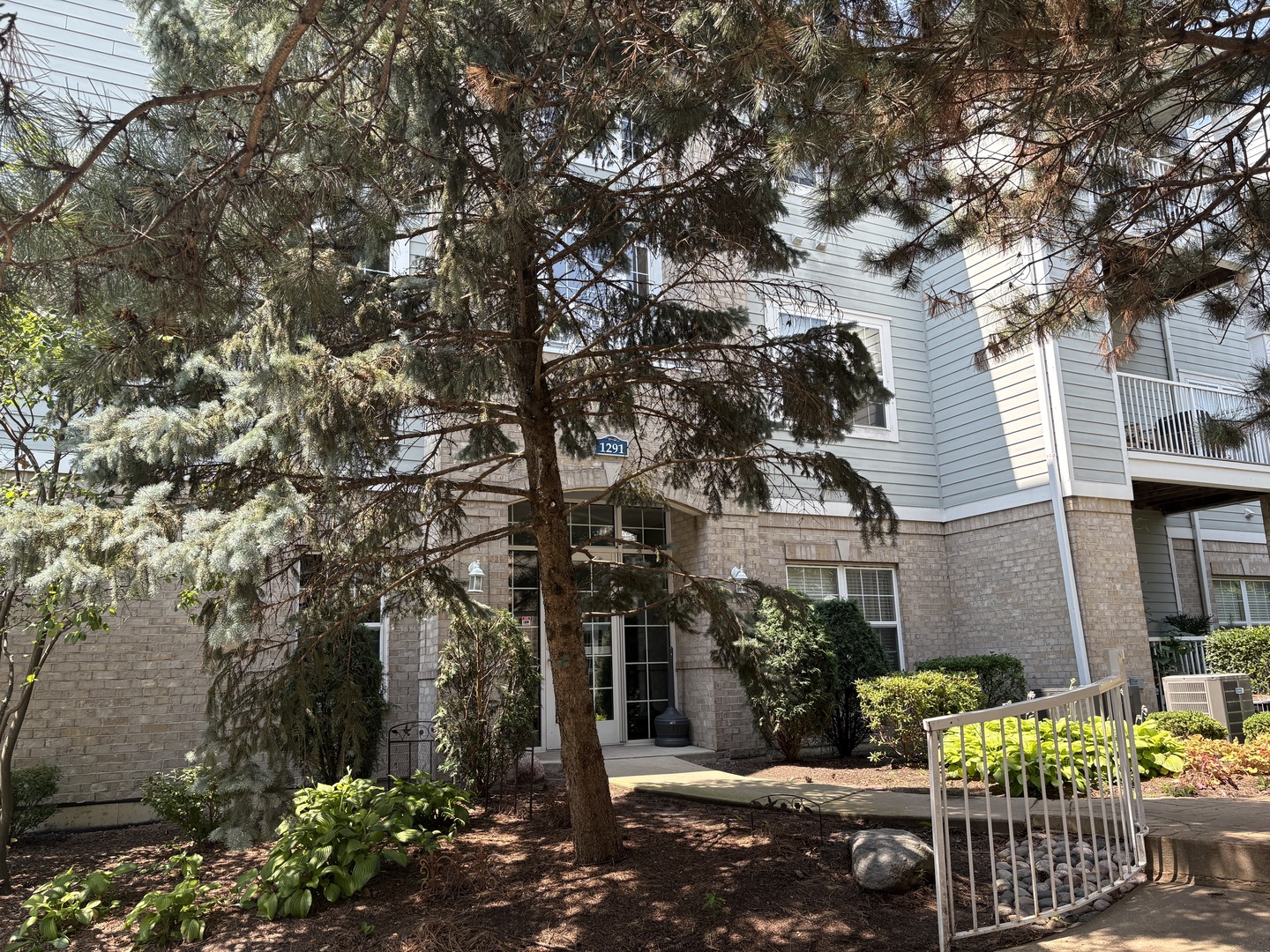 1st image of 1291 W Lake St #302, Addison, IL 60101 | MLS# 12702745