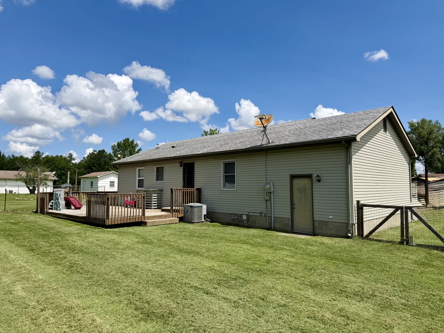 5th image of 7567 Norris Dr, Marion, IL 62959 | MLS# 12702765