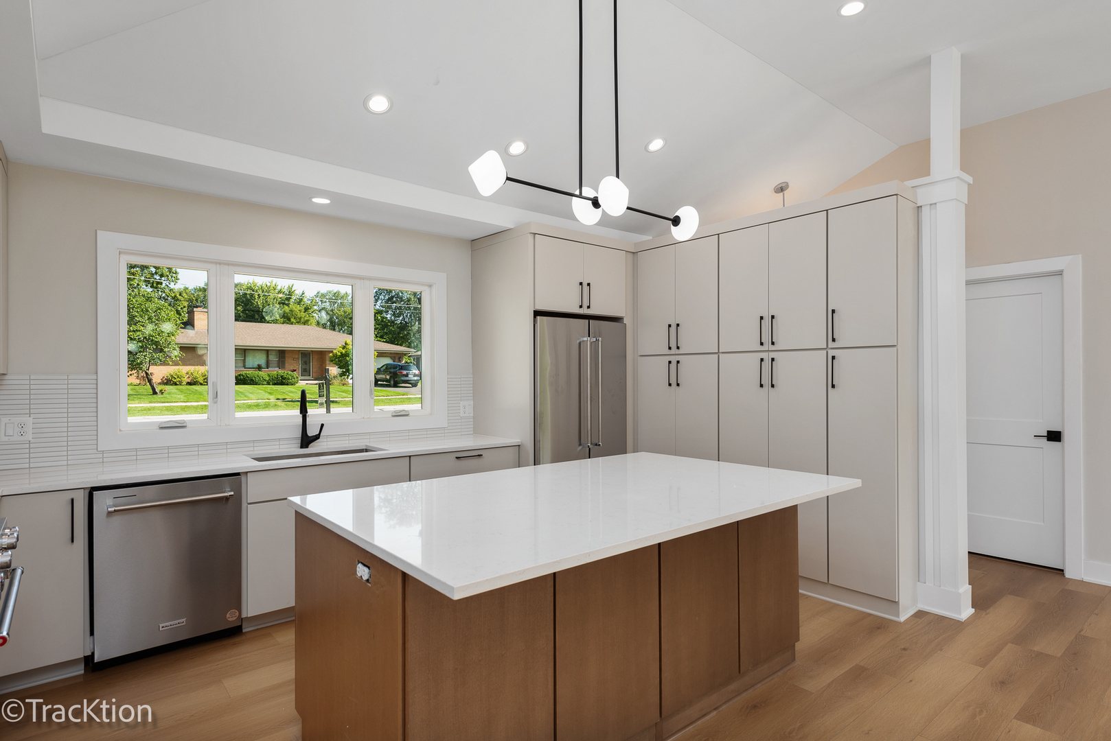 5th image of 137 W Chicago Ave, Downers Grove, IL 60515 | MLS# 12702770