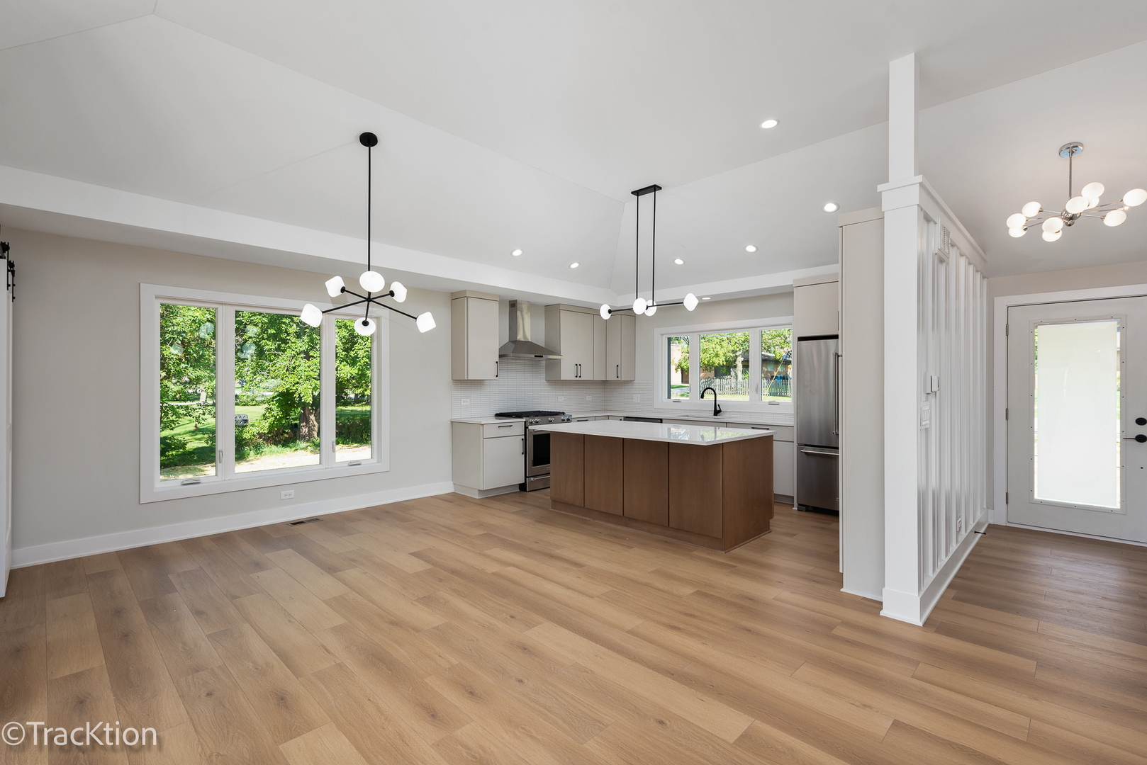 3rd image of 137 W Chicago Ave, Downers Grove, IL 60515 | MLS# 12702770