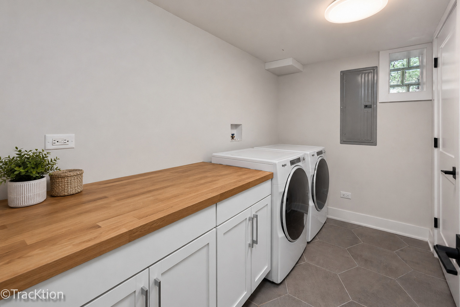 24th image of 137 W Chicago Ave, Downers Grove, IL 60515 | MLS# 12702770