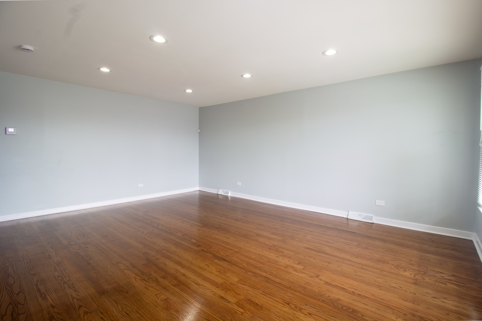 5th image of 408 Bensley Ave, Calumet City, IL 60409 | MLS# 12702819
