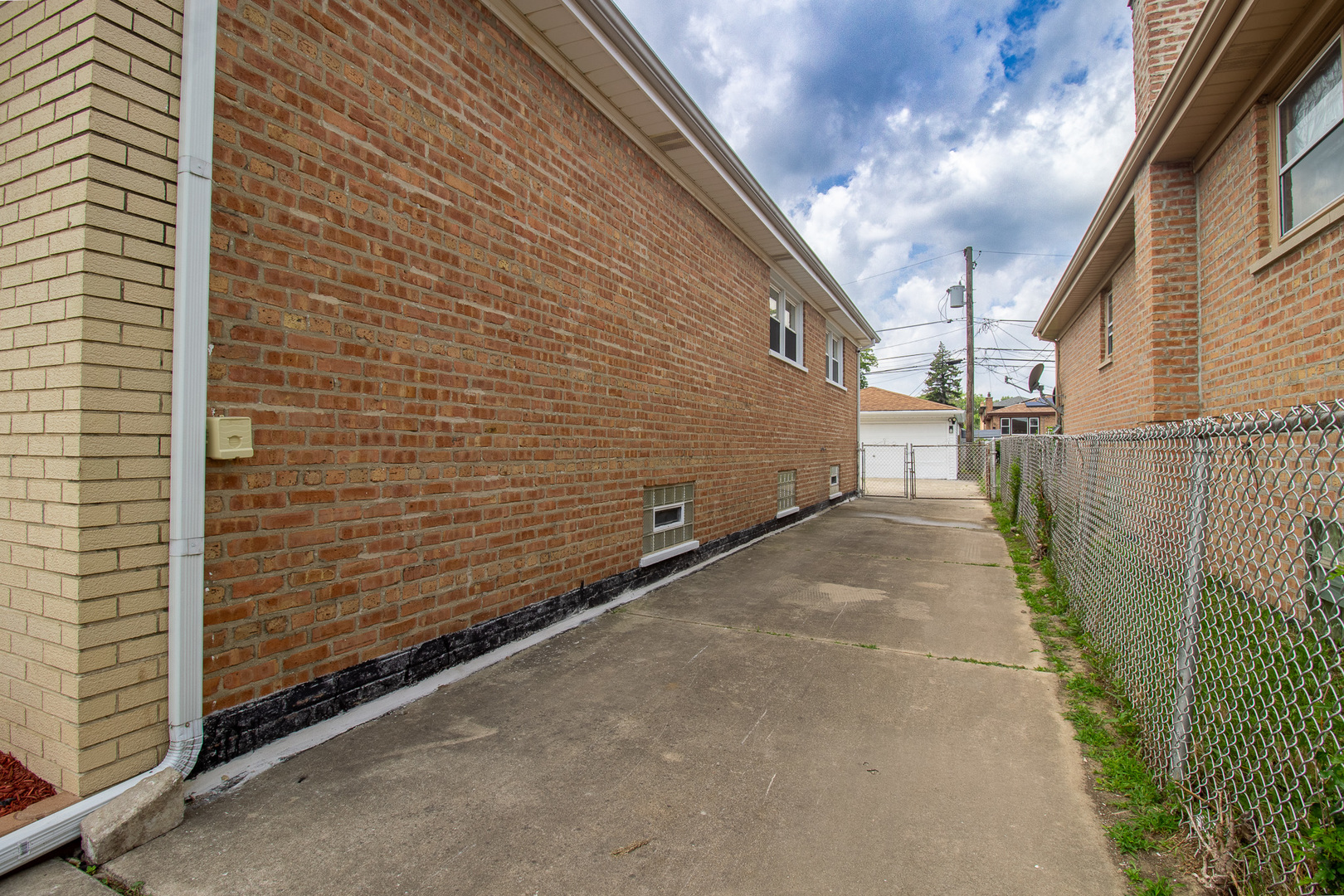 4th image of 408 Bensley Ave, Calumet City, IL 60409 | MLS# 12702819