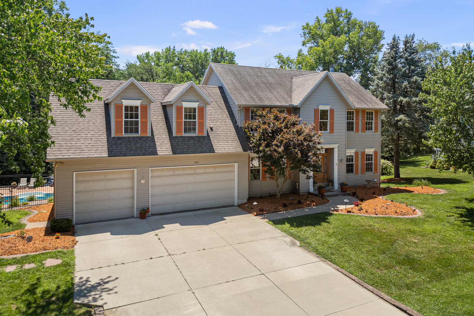 Homes for sale in Port Byron, IL | 1918 Brierwood Ln, Port Byron, IL 61275 | MLS# 12702826