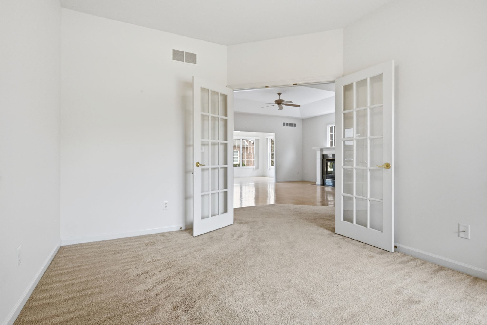 4th image of 5 Spring Ridge Cir, Bloomington, IL 61704 | MLS# 12702849