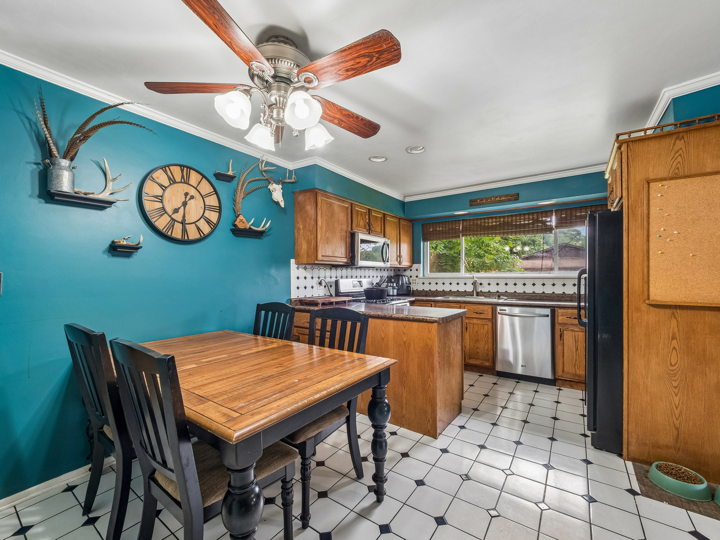 5th image of 131 Innsbrook Dr, Streamwood, IL 60107 | MLS# 12702910