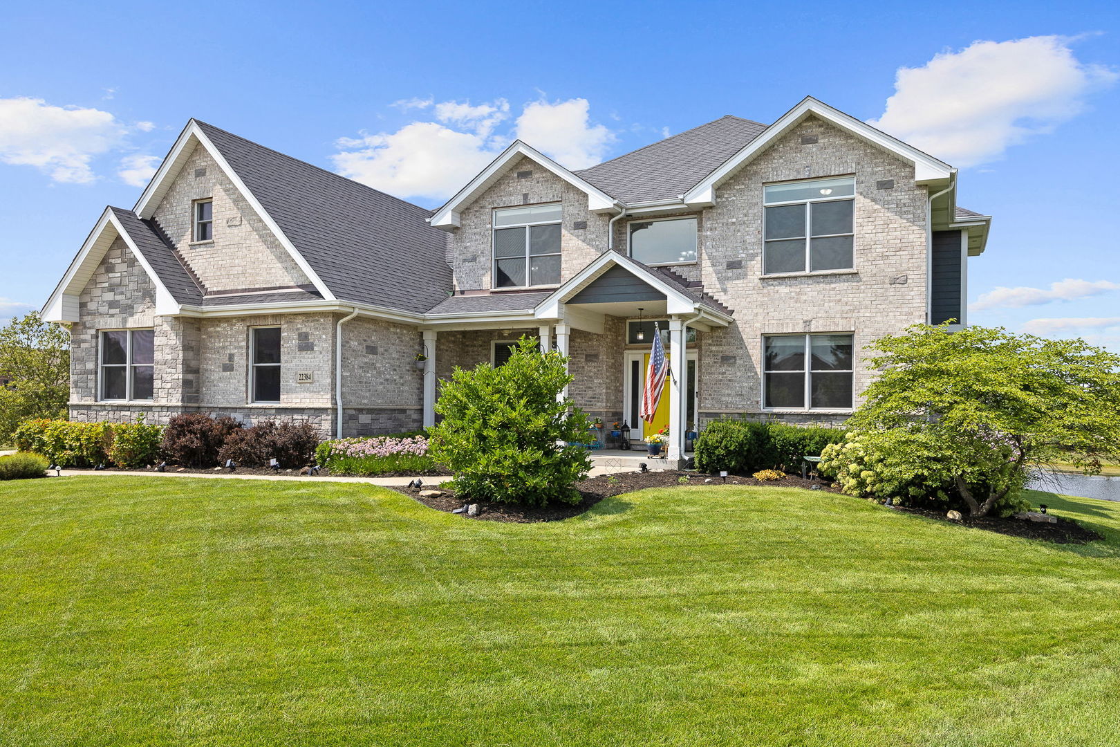3rd image of 22384 Mallow Dr, Frankfort, IL 60423 | MLS# 12702929