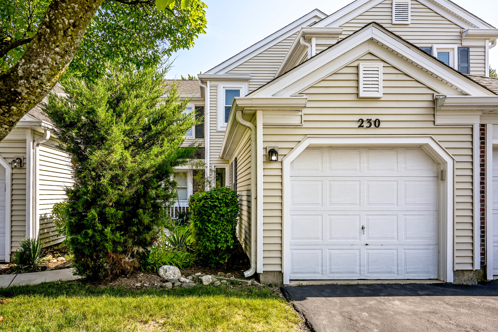 1st image of 230 University Ln, Elk Grove Village, IL 60007 | MLS# 12702953
