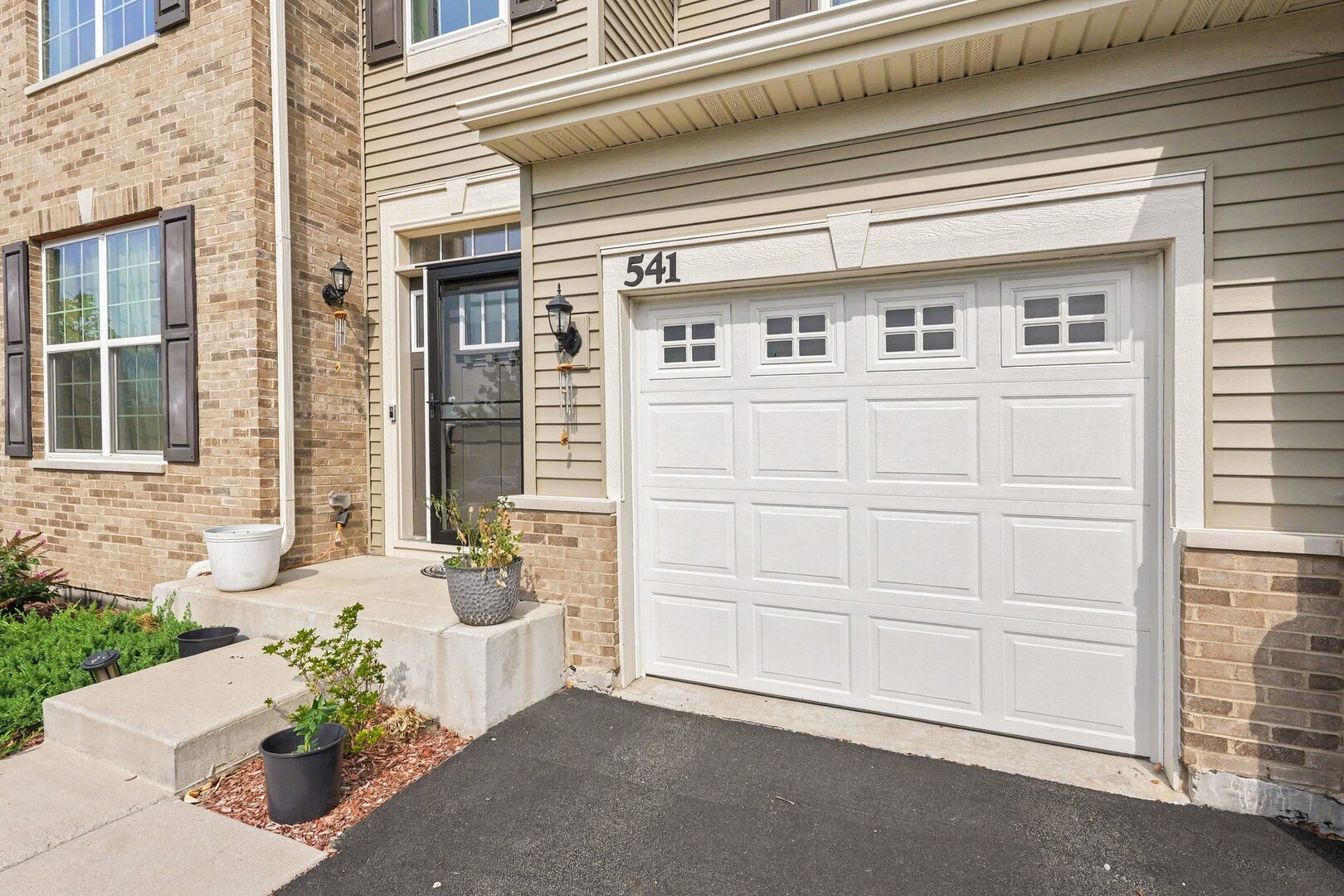 2nd image of 541 Ashworth Ln, Yorkville, IL 60560 | MLS# 12702963