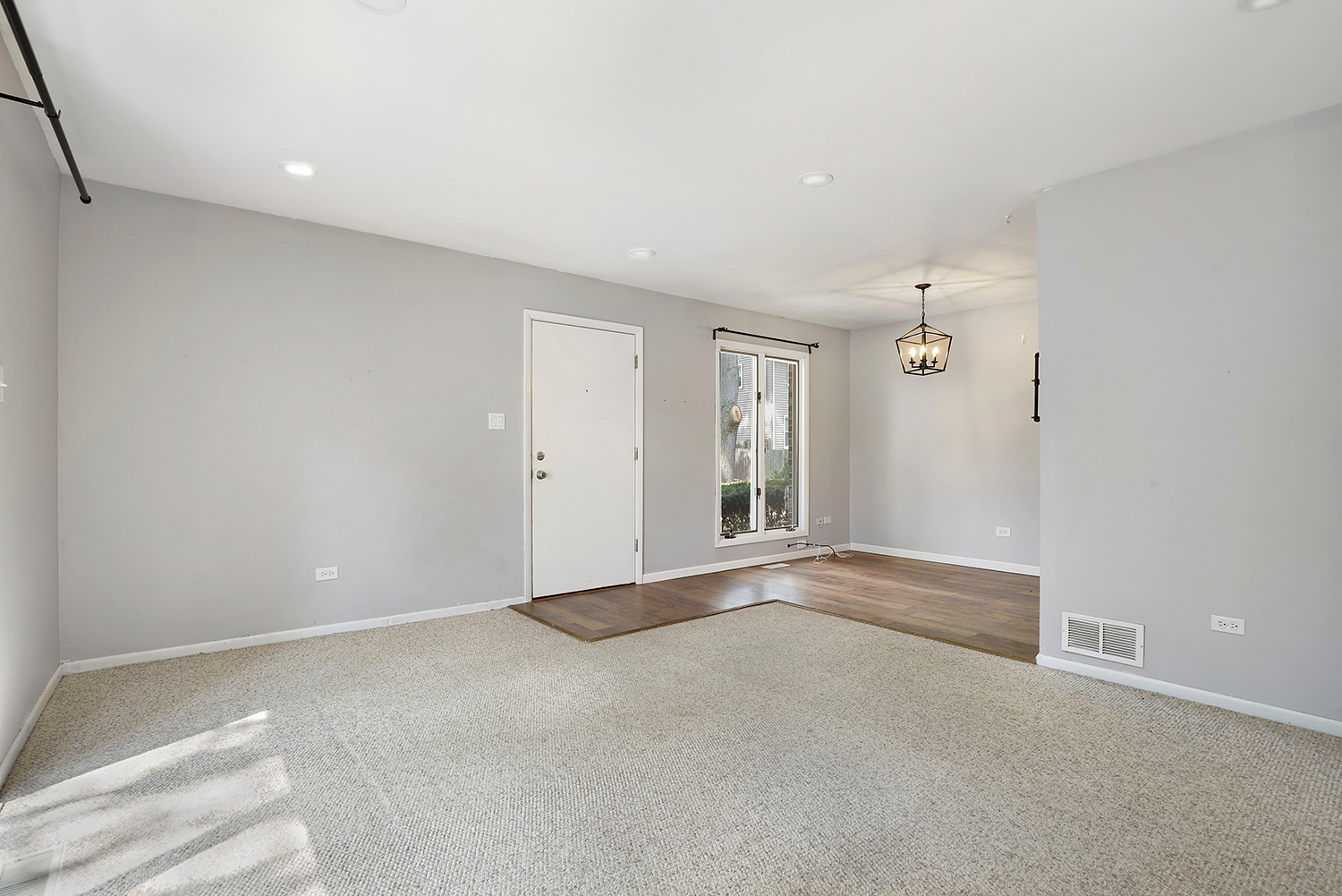 3rd image of 415 Sunnybrook Ln, Wheaton, IL 60187 | MLS# 12703074