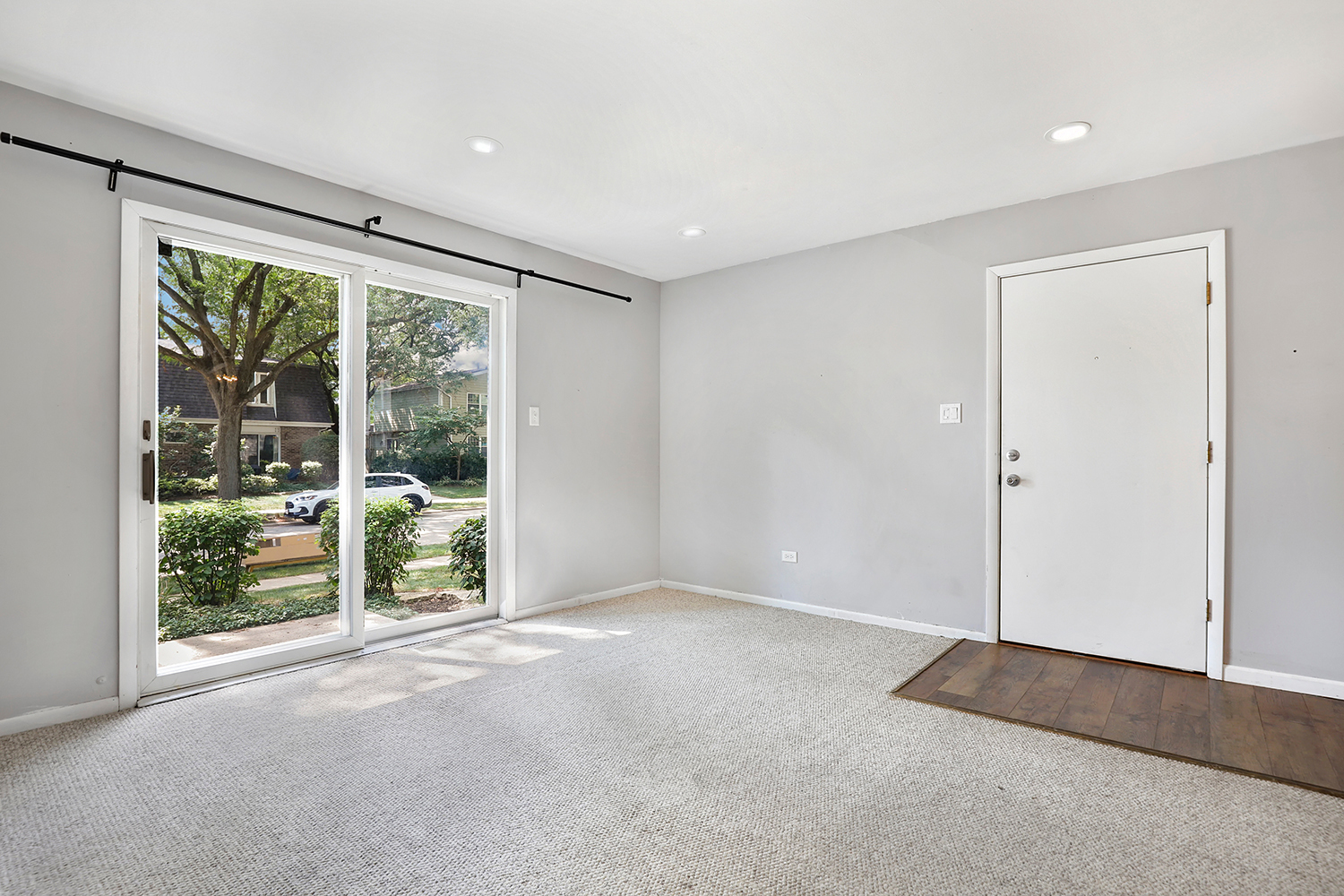 2nd image of 415 Sunnybrook Ln, Wheaton, IL 60187 | MLS# 12703074