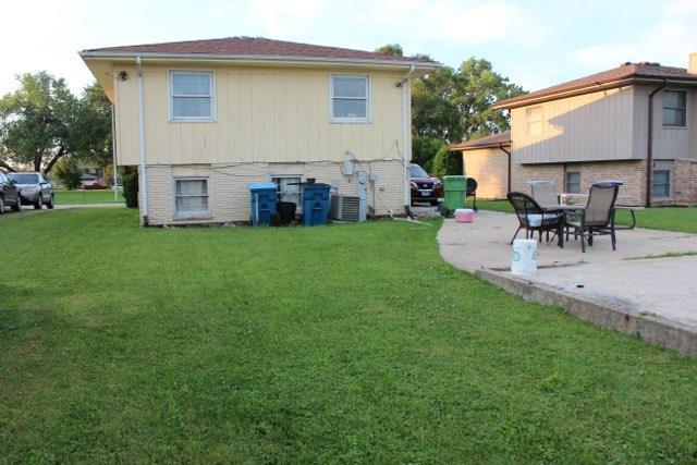 2nd image of 911 E 152nd St, Phoenix, IL 60426 | MLS# 12703082