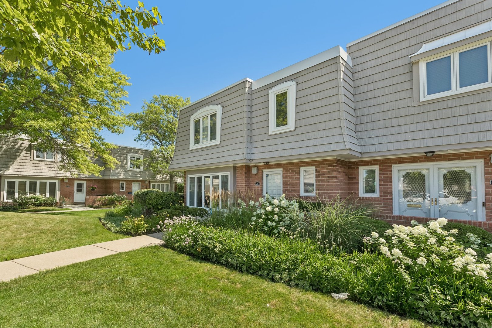 Homes for sale in Highland Park, IL | 739 Concorde Dr, Highland Park, IL 60035 | MLS# 12703113