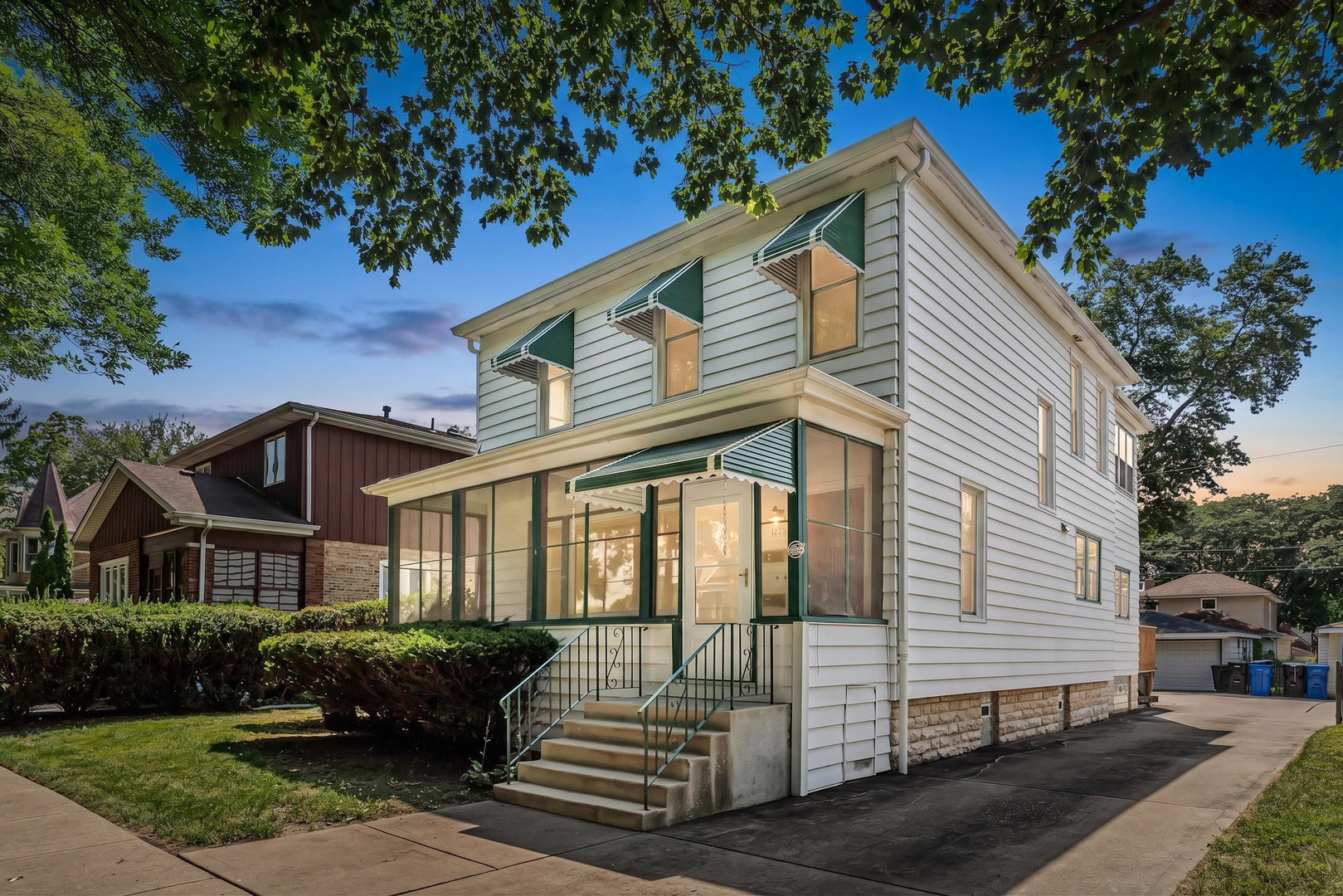 Homes for sale in Chicago, IL | 11236 S Talman Ave, Chicago, IL 60655 | MLS# 12703142