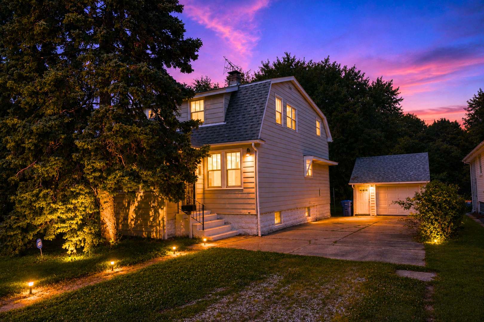 1st image of 12751 Irving Ave, Blue Island, IL 60406 | MLS# 12703145