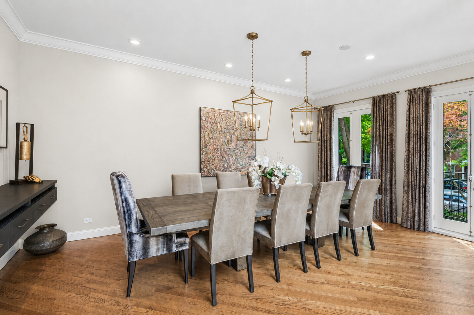 2nd image of 2715 N Bosworth Ave, Chicago, IL 60614 | MLS# 12703174