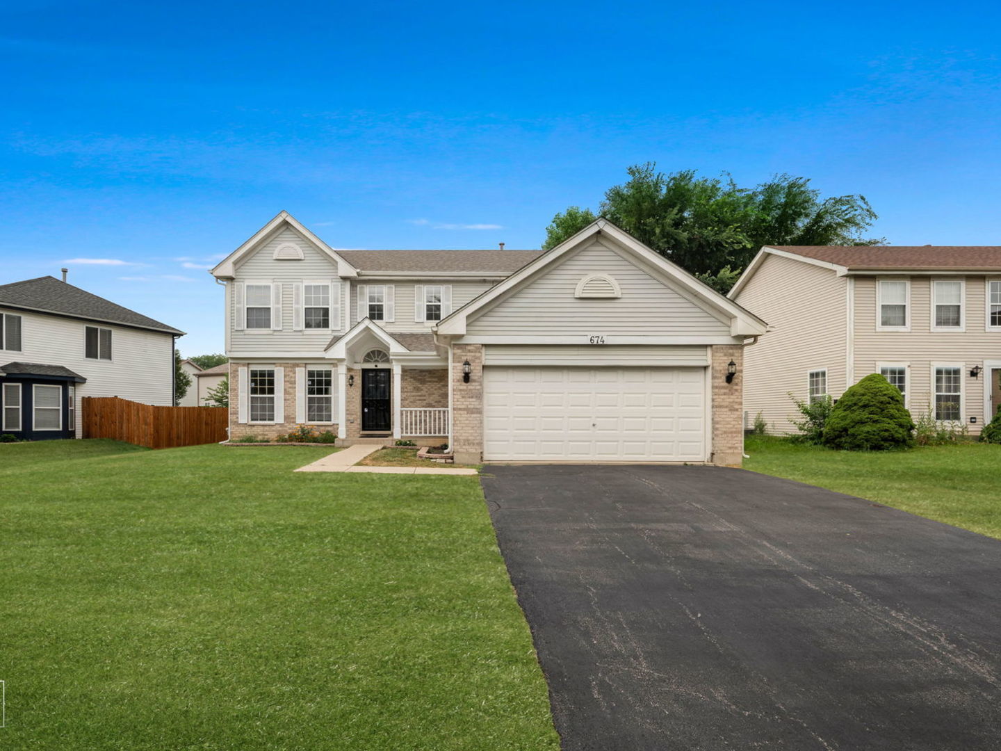 1st image of 674 Maple Dr, Streamwood, IL 60107 | MLS# 12703225