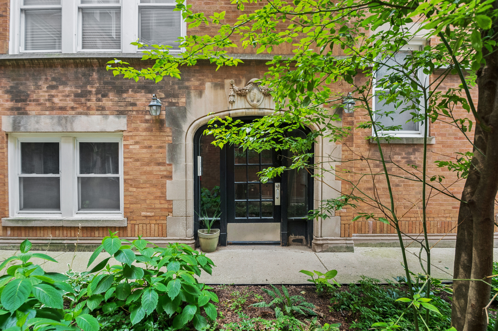 3rd image of 2917 W Leland Ave #G, Chicago, IL 60625 | MLS# 12703327