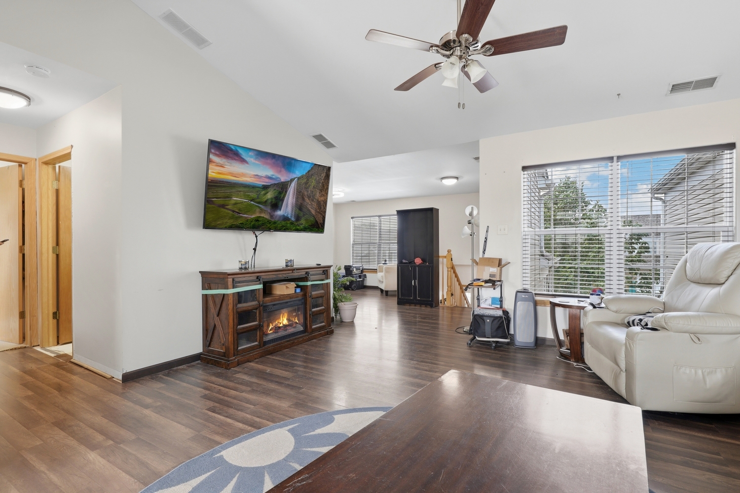 2nd image of 124 Andrew Taras Ct #2D, Joliet, IL 60435 | MLS# 12703378