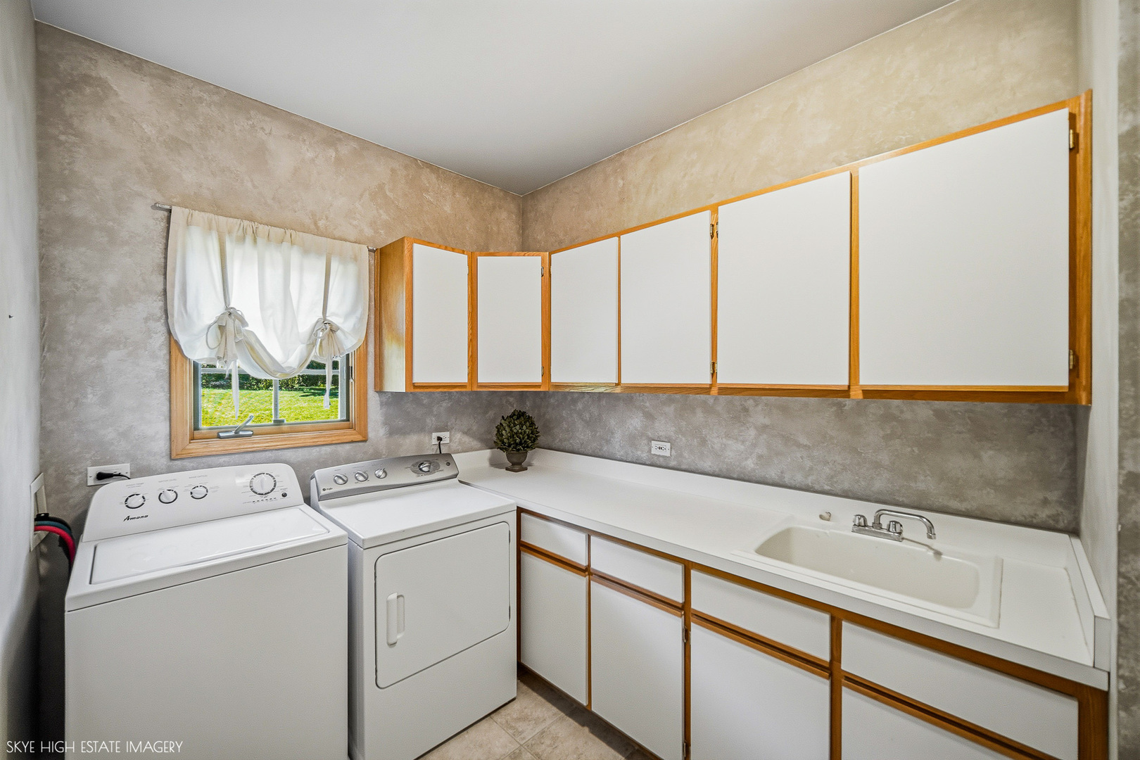 Homes for sale in Homer Glen, IL | 13609 S Parker Rd, Homer Glen, IL 60491 | MLS# 12703480