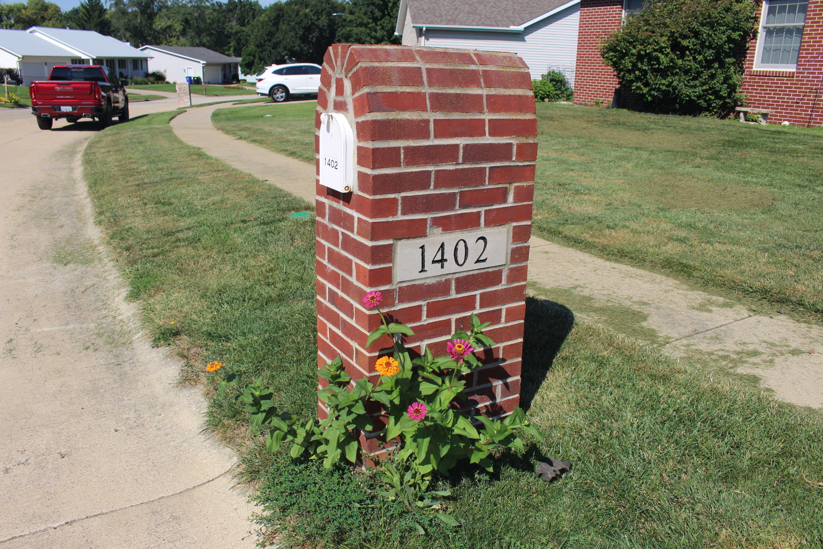 20th image of 1402 W Masters Ln, Decatur, IL 62521 | MLS# 12703485