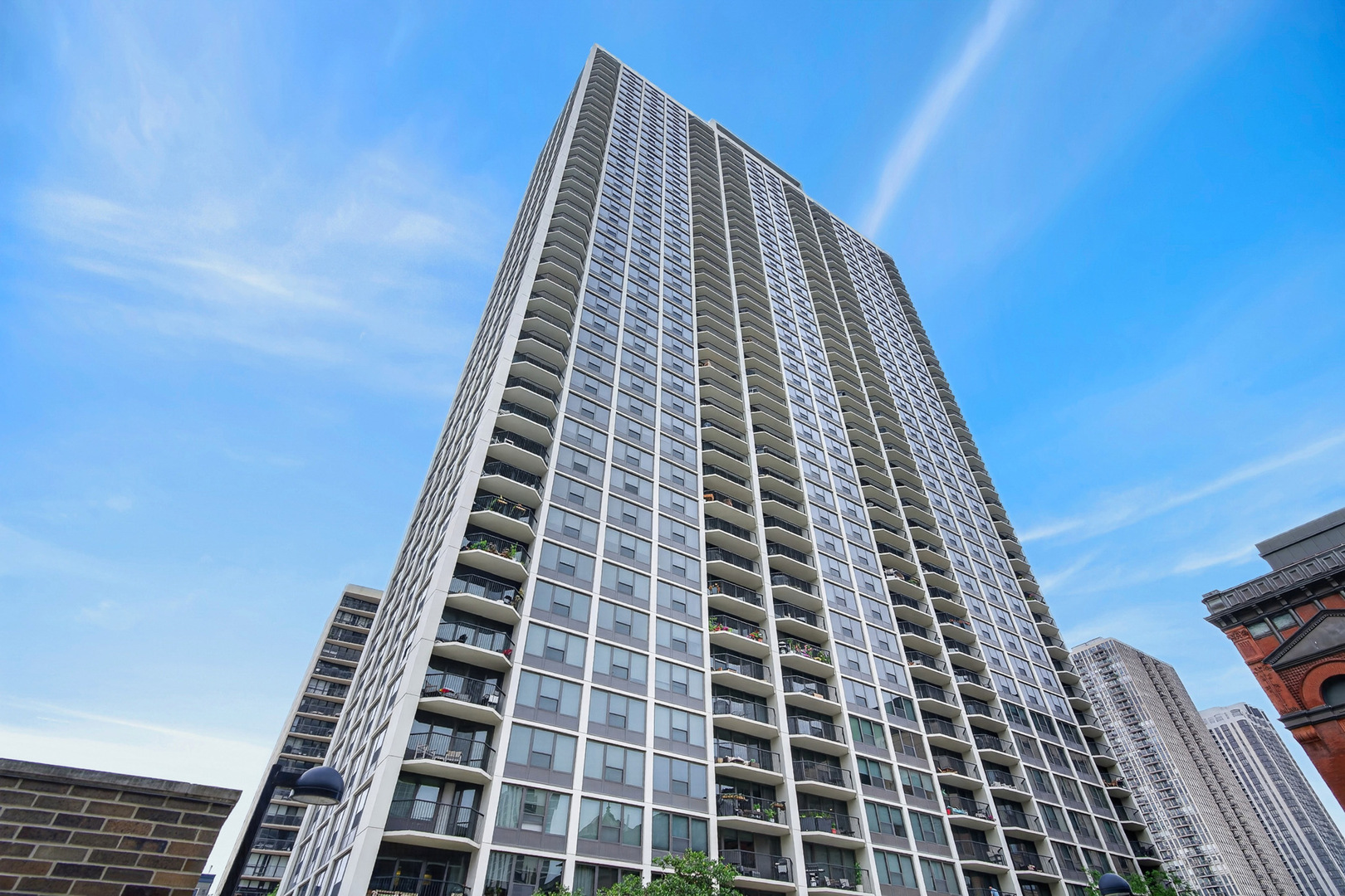 2nd image of 1560 N Sandburg Ter #1905J, Chicago, IL 60610 | MLS# 12703523