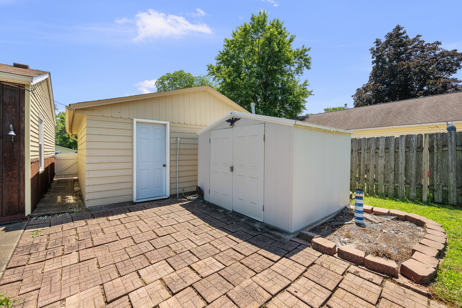 Homes for sale in East Moline, IL | 3533 10th St, East Moline, IL 61244 | MLS# 12703648
