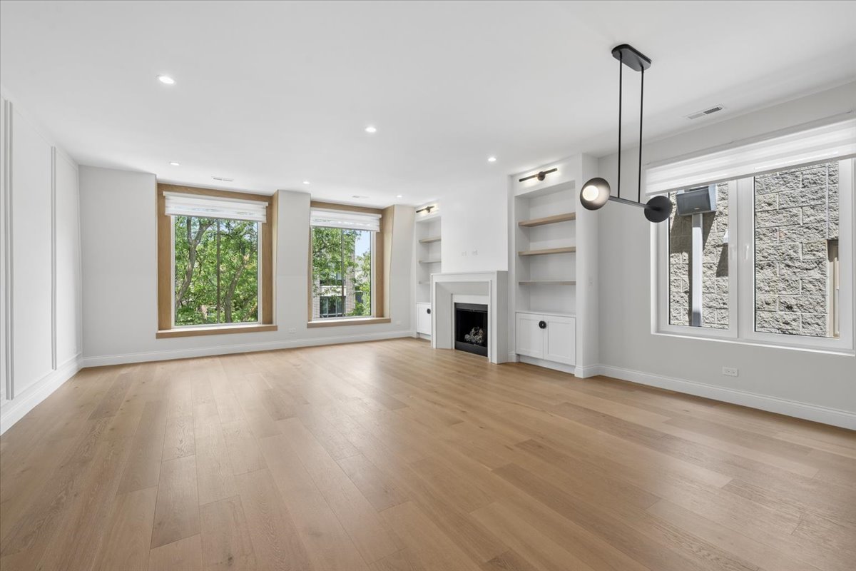 2nd image of 3739 N Clifton Ave #3, Chicago, IL 60613 | MLS# 12703662