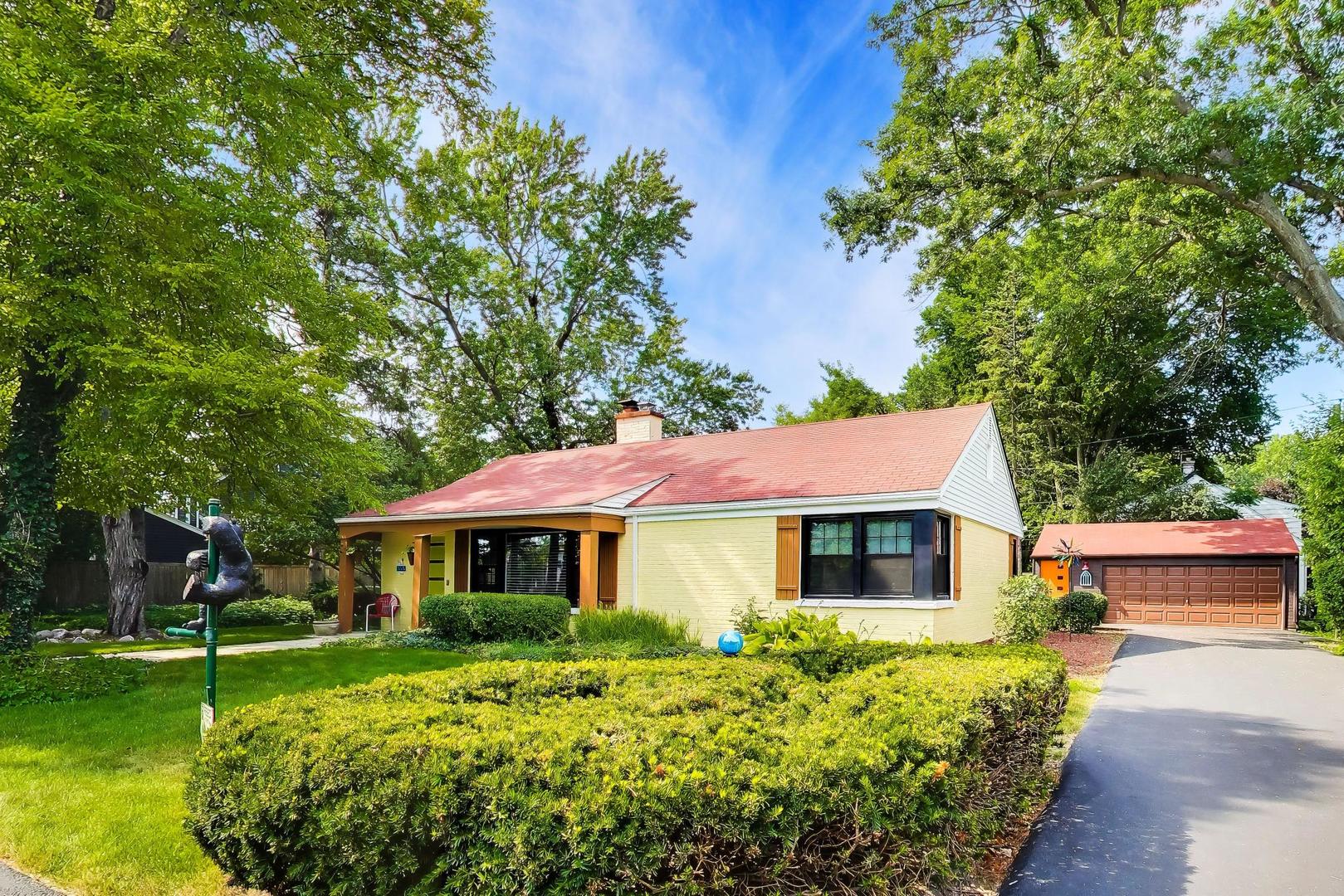 Homes for sale in Highland Park, IL | 1353 Golf Ave, Highland Park, IL 60035 | MLS# 12703685