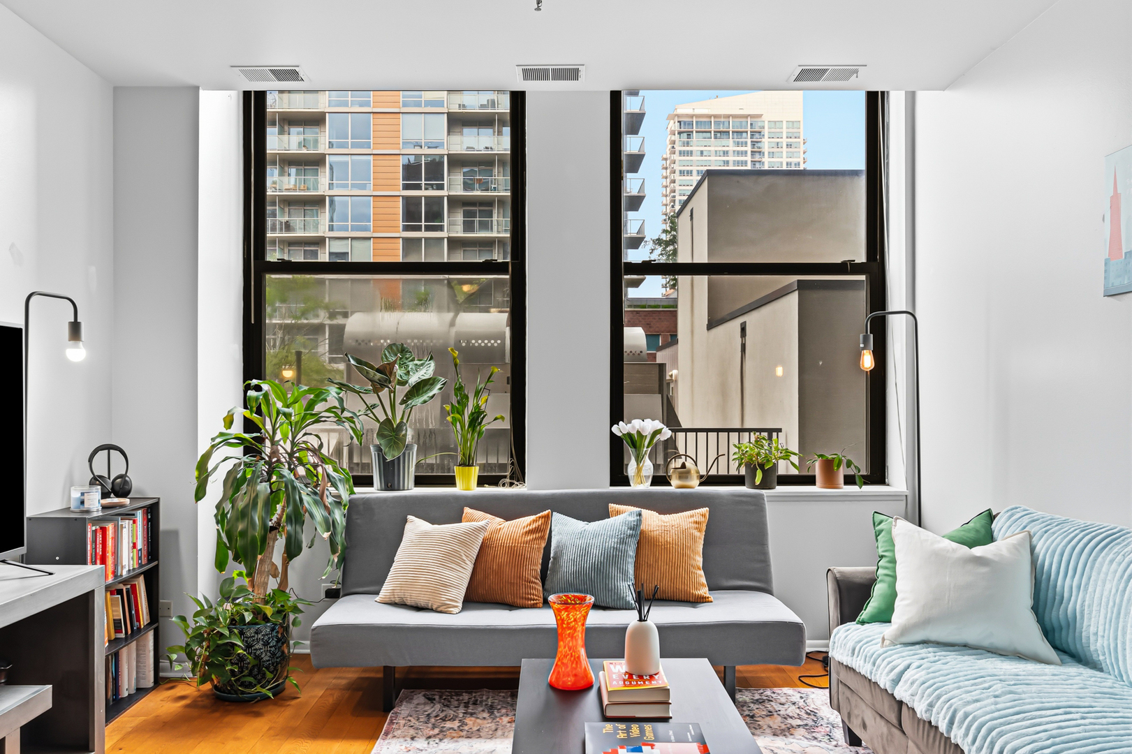 2nd image of 780 S Federal St #405, Chicago, IL 60605 | MLS# 12703769