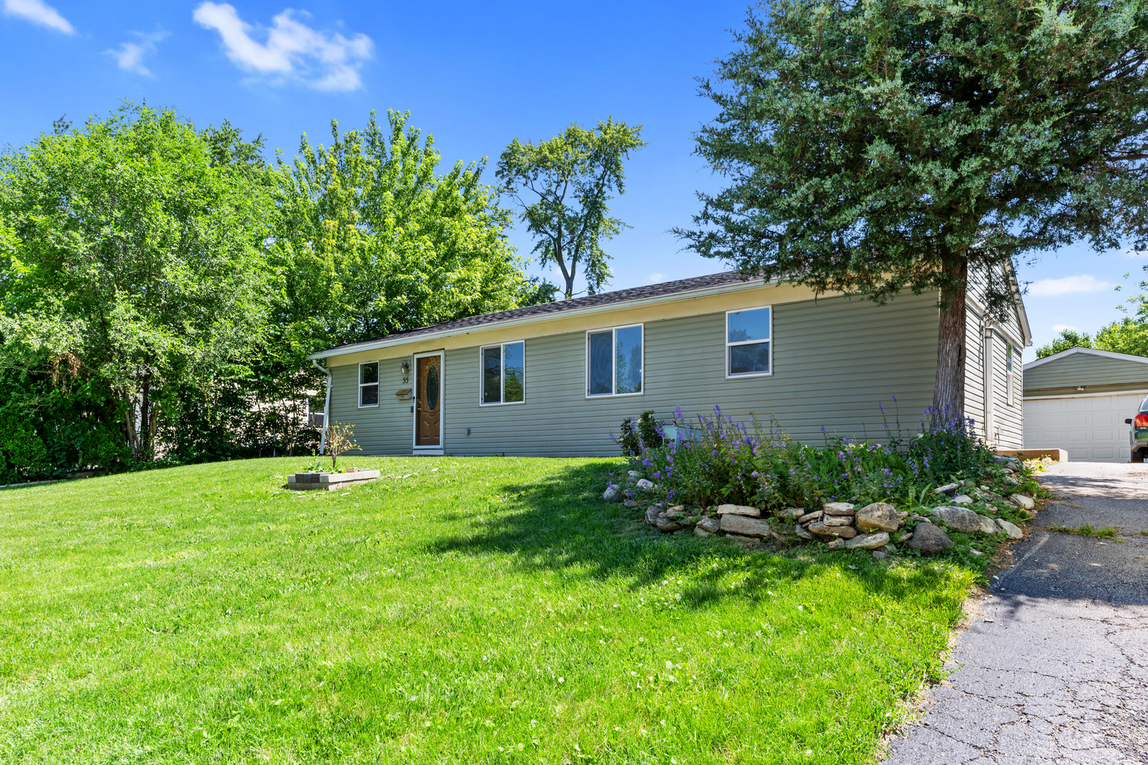 2nd image of 55 Alameda Dr, Carpentersville, IL 60110 | MLS# 12703788