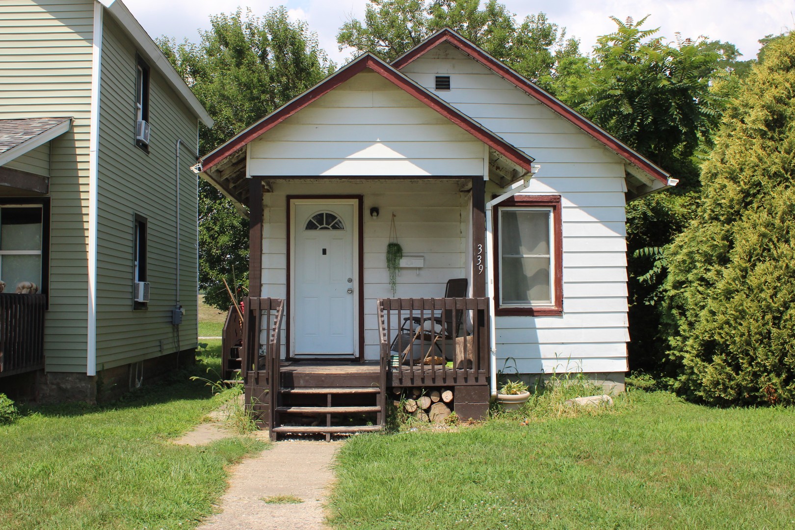Homes for sale in East Moline, IL | 339 12th St, East Moline, IL 61244 | MLS# 12703795