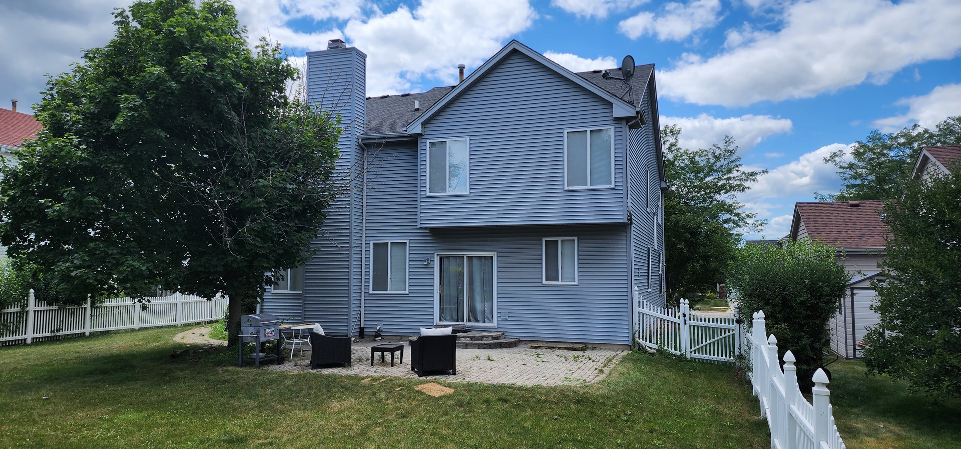 4th image of 2145 Colchester Ave, Hoffman Estates, IL 60192 | MLS# 12703802