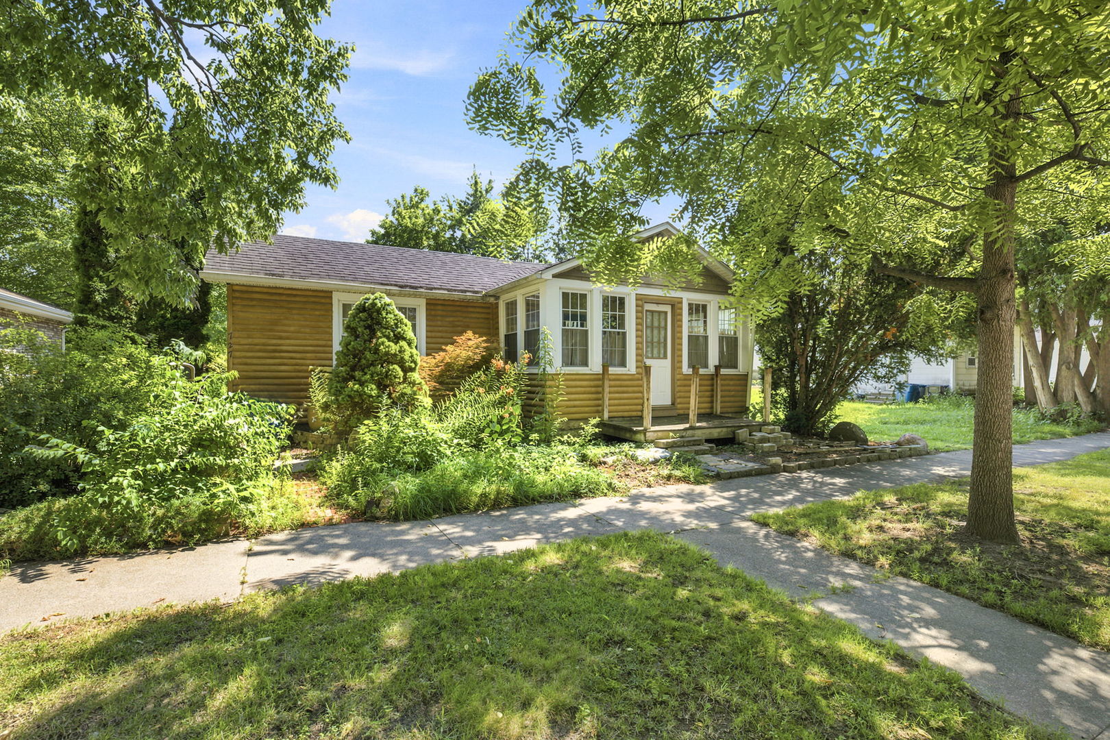 1st image of 727 E Jackson St, Morris, IL 60450 | MLS# 12703814