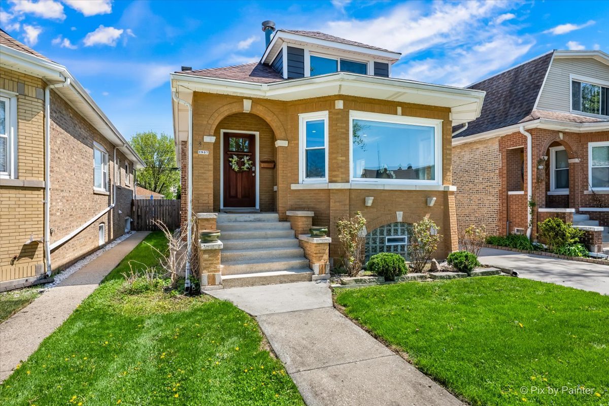 3rd image of 2937 N 74Th Ct, Elmwood Park, IL 60707 | MLS# 12703829