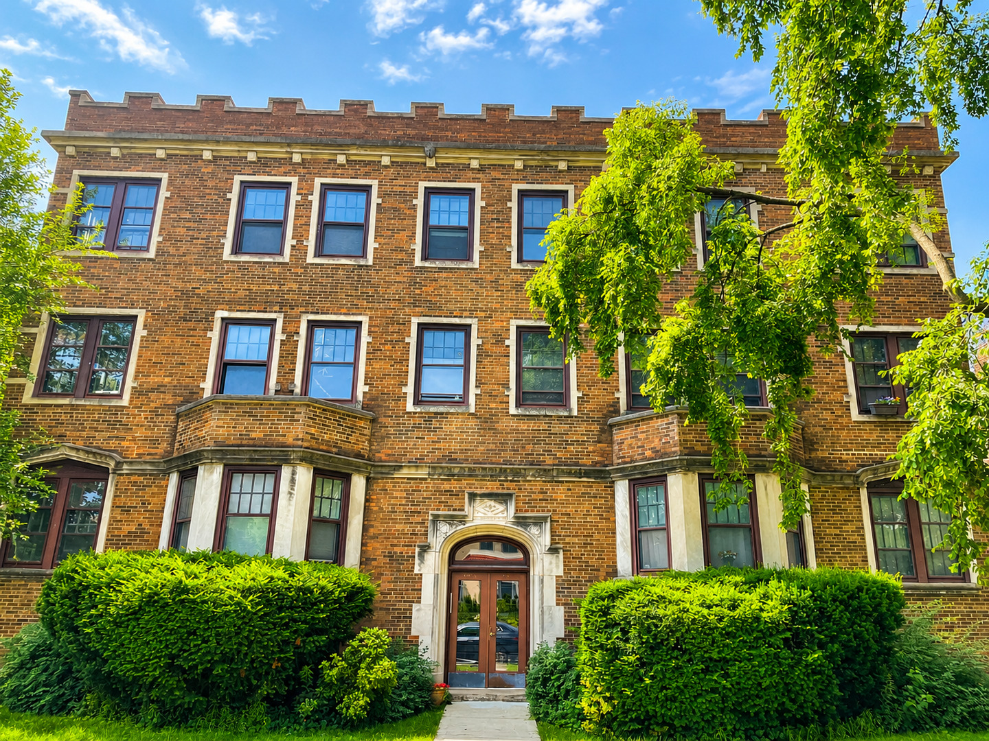 1st image of 953 E Hyde Park Blvd #3, Chicago, IL 60615 | MLS# 12703894