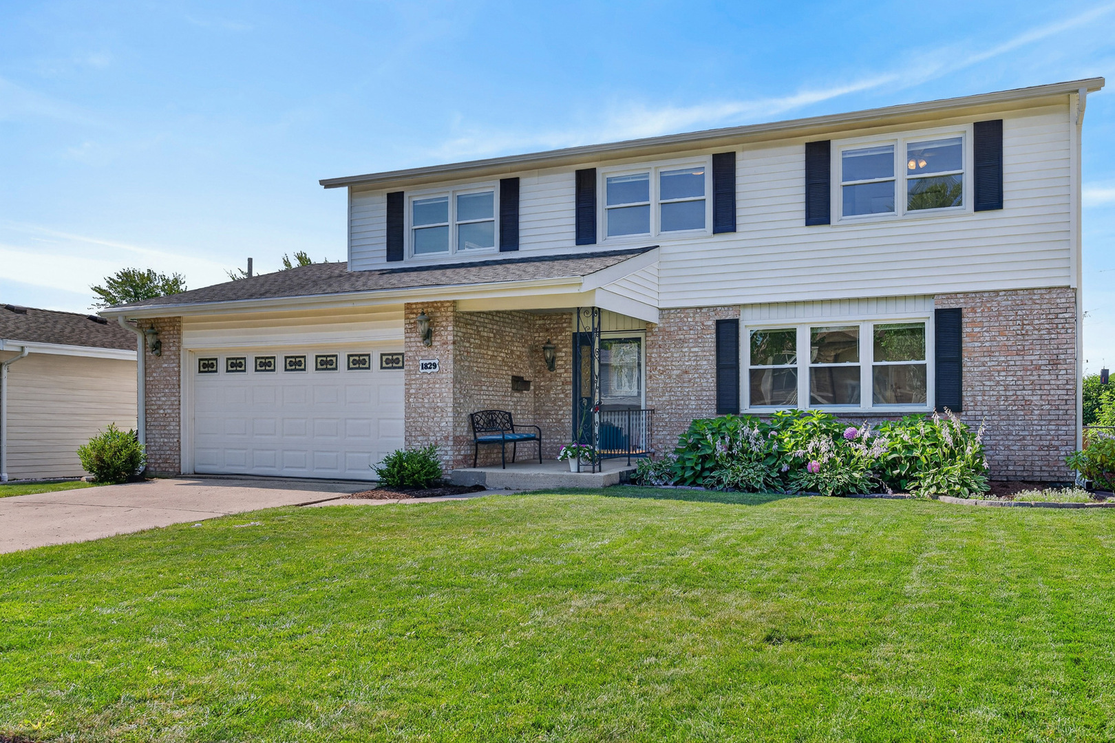 1st image of 1829 W Catalpa Ln, Mount Prospect, IL 60056 | MLS# 12703973