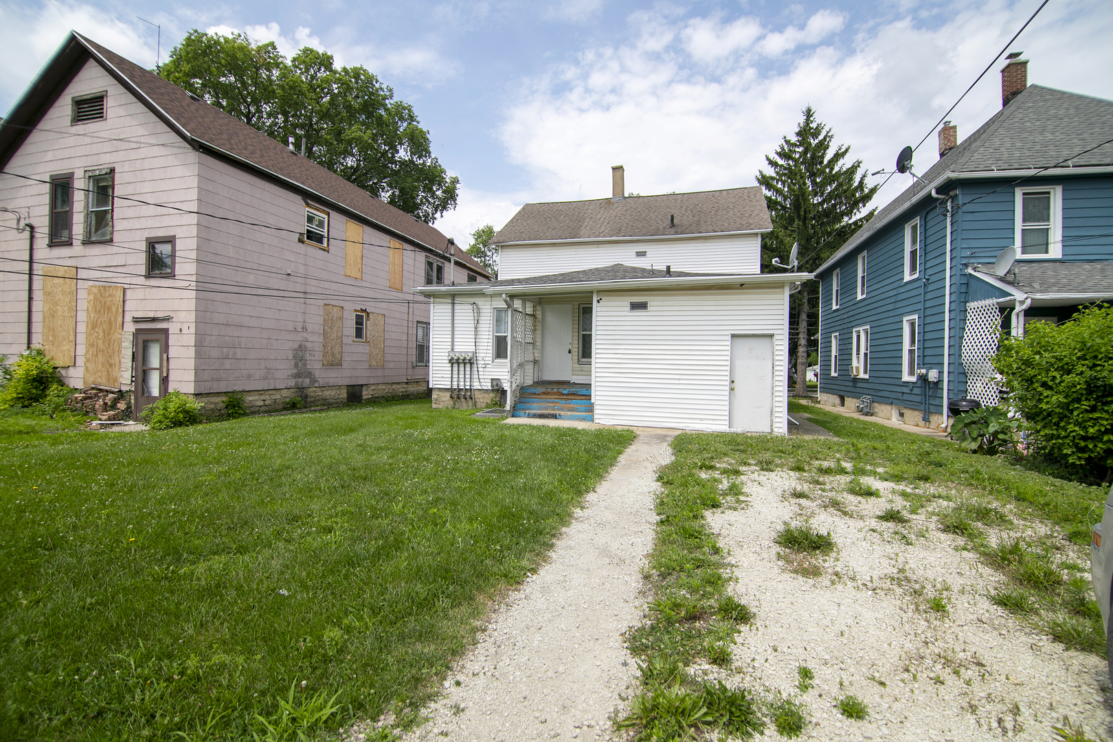 2nd image of 360 S Washington Ave, Kankakee, IL 60901 | MLS# 12704029