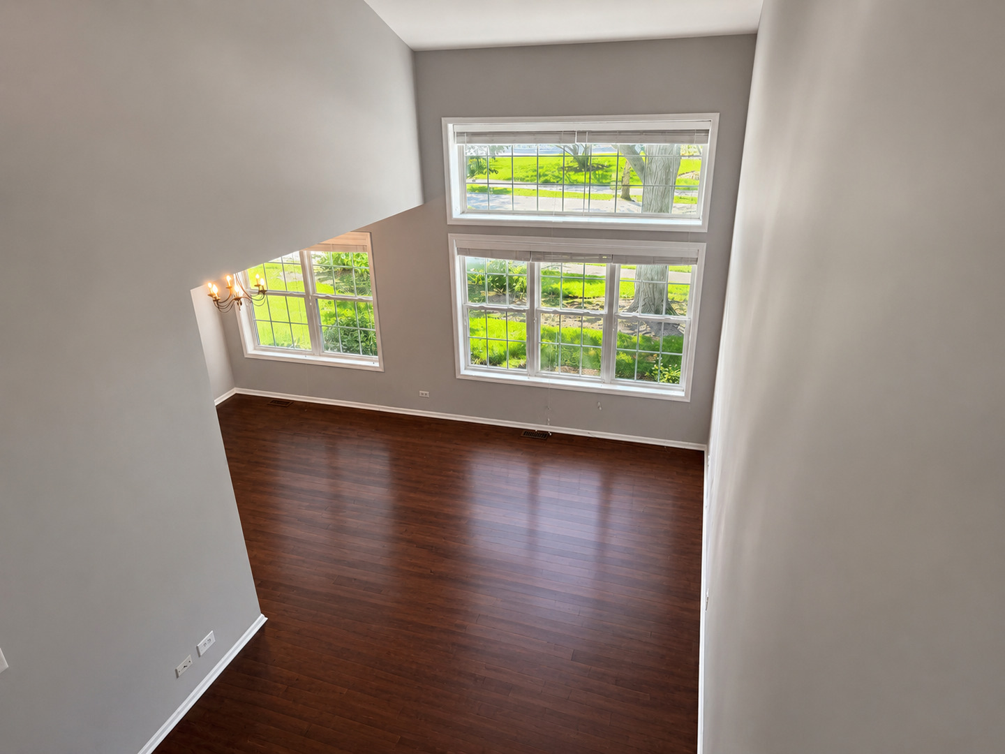 3rd image of 166 Avalon Ct #166, Roselle, IL 60172 | MLS# 12704060