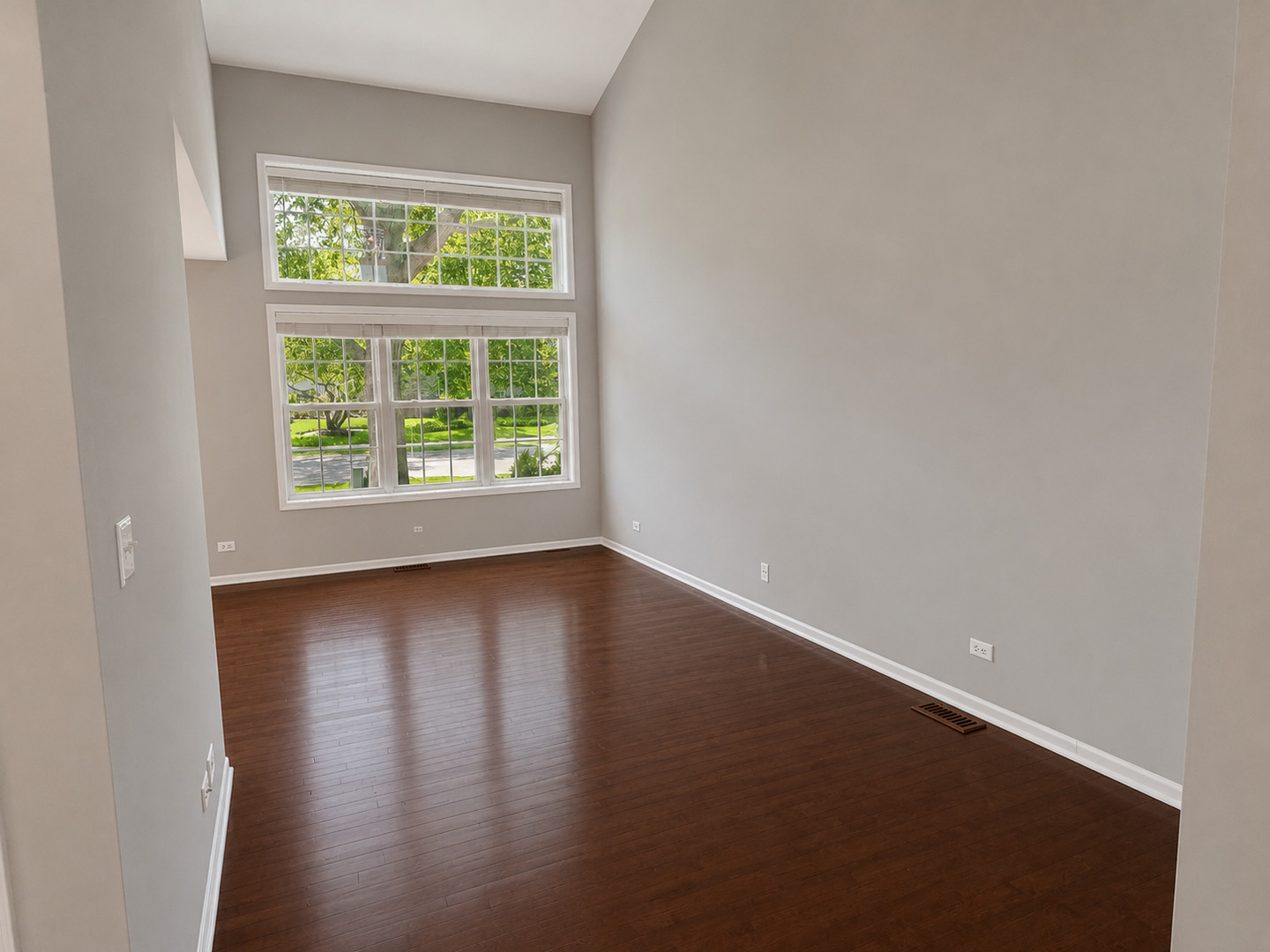5th image of 166 Avalon Ct #166, Roselle, IL 60172 | MLS# 12704060